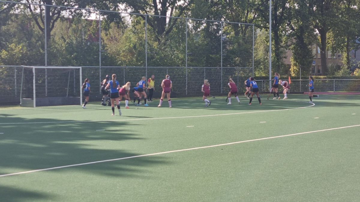 De hockeysters van Roden (onder 25) hebben zondagmiddag ook de tweede wedstrijd van het seizoen in en tegen Hoogeveen weten te winnen.